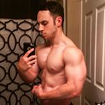 Profile Picture of Devon (@arnoldjustsmaller) on Instagram