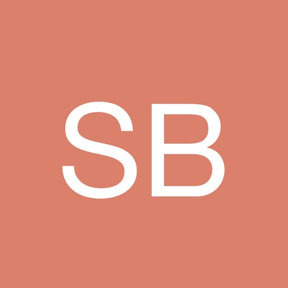 Profile Picture of Samantha Burstein (@sburstein17) on Poshmark