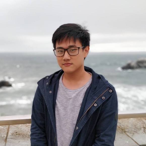 Profile Picture of Chris Chen (@chris778111) on Poshmark