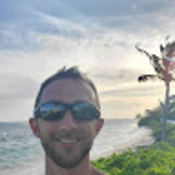 Profile Picture of Jeff Decker (@jmdecker57) on Poshmark