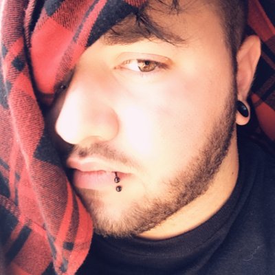 Profile Picture of Nathan Carter Mott (@HerSuperman1112) on Twitter