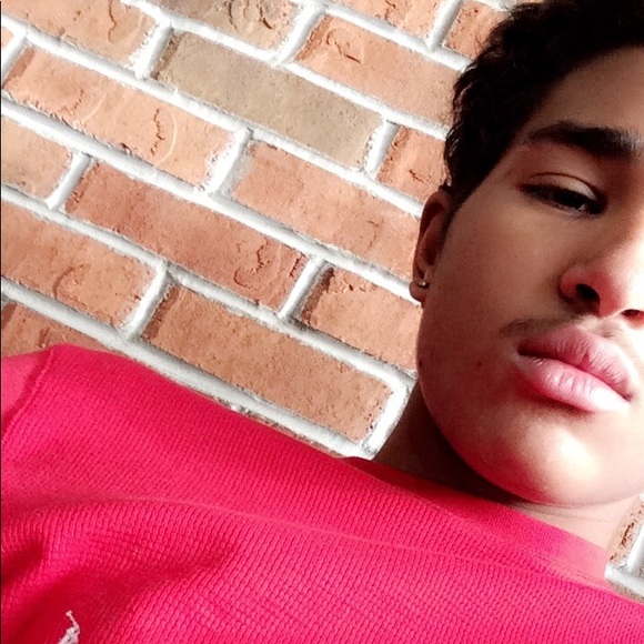 Profile Picture of Danny Smith (@danimal0229) on Poshmark