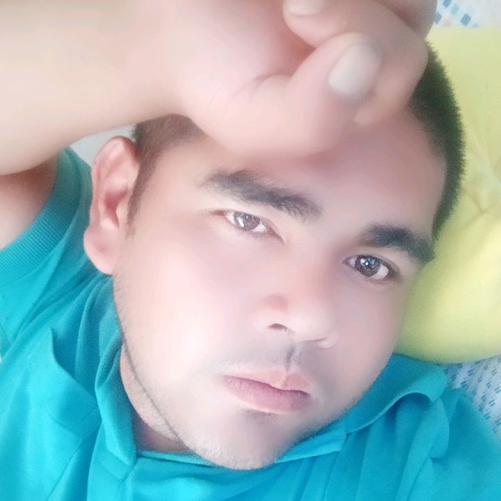 Profile Picture of Alvin detubio (@alvinrhynedetbio20) on Tiktok