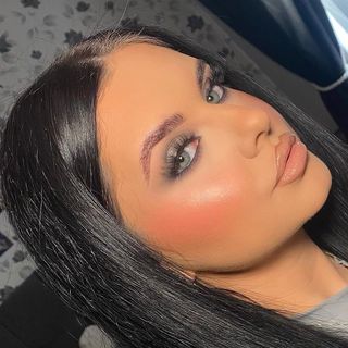 Profile Picture of 𝕸𝖊𝖌𝖆𝖓 𝕭𝖞𝖗𝖓𝖊 🍒 (@meganbyrnemua) on Instagram