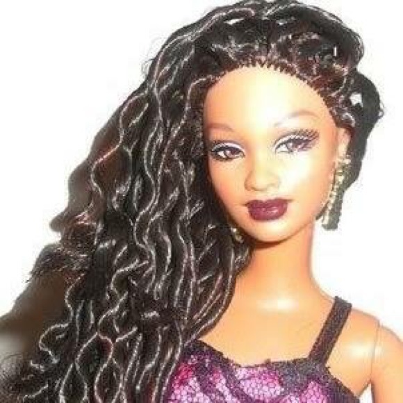 Profile Picture of Kate Davis (@katecdvi) on Poshmark