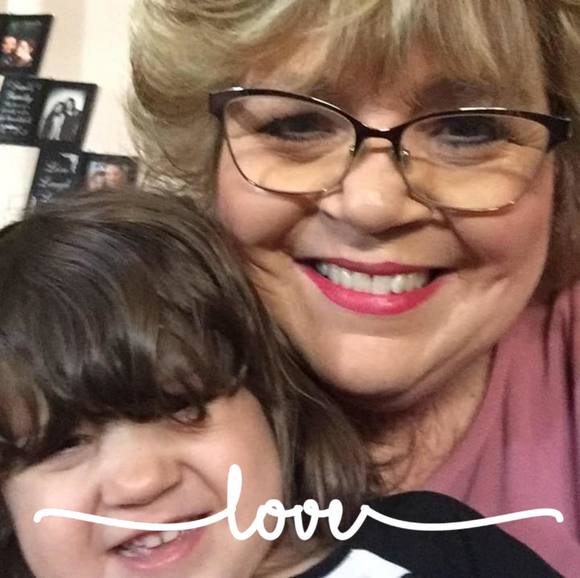 Profile Picture of Kim Marlow (@klow2957) on Poshmark