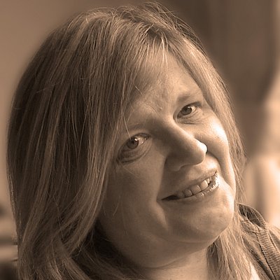 Profile Picture of Debra Flynn (@flynndars) on Twitter