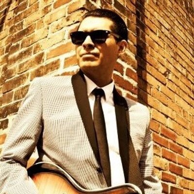 Profile Picture of Derek Miller (@@derekmillerlive) on Twitter