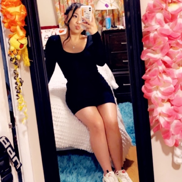 Profile Picture of Alecs Chan (@alecschan59) on Poshmark