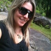 Profile Picture of Stéphanie Moquin (@stefyloo19) on Pinterest