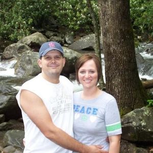 Profile Picture of April Blue (@cinnimon97) on Myspace