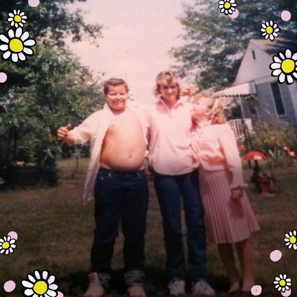 Profile Picture of Sandra Hicks (@sandra_hicks) on Poshmark