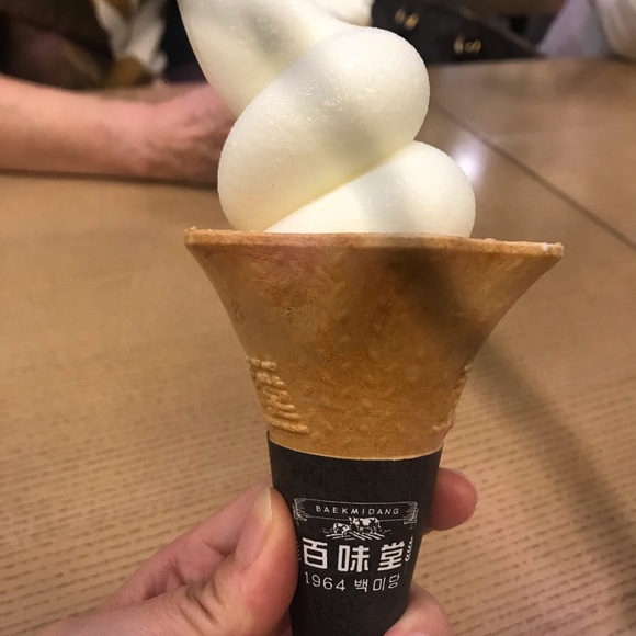 Profile Picture of Chloe Kim (@chloekim4543) on Poshmark