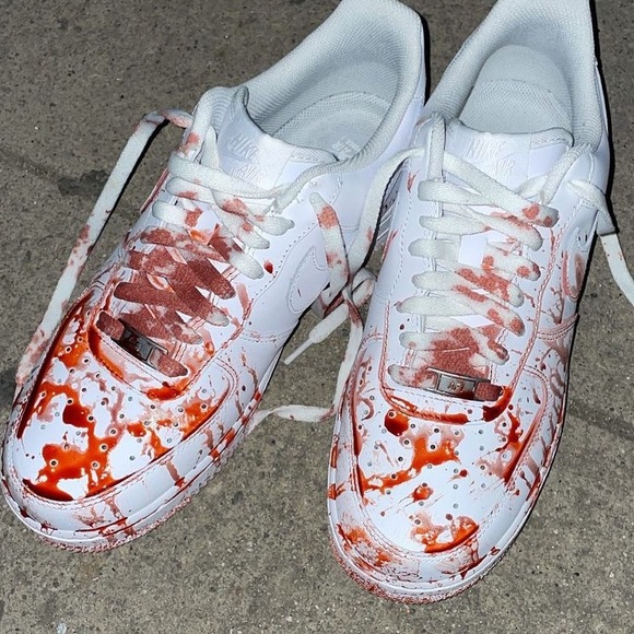 Profile Picture of Devin Farley (@dqvkn) on Poshmark