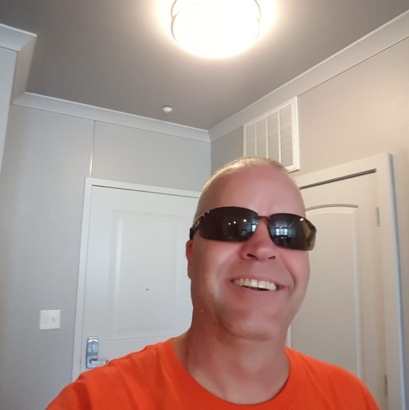 Profile Picture of Jeremy Lucas (@jeremy70) on Poshmark