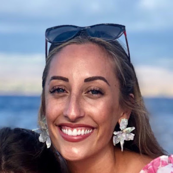 Profile Picture of Libby Supik (@libbysupik) on Poshmark