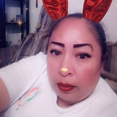 Profile Picture of Patricia Esquivel (@PatriciaEArt) on Twitter