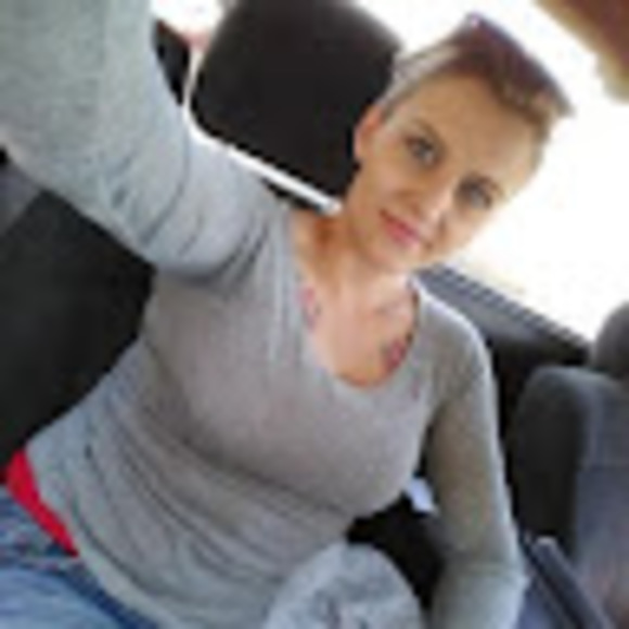 Profile Picture of Billie joe Rollins (@bjhrollins) on Poshmark