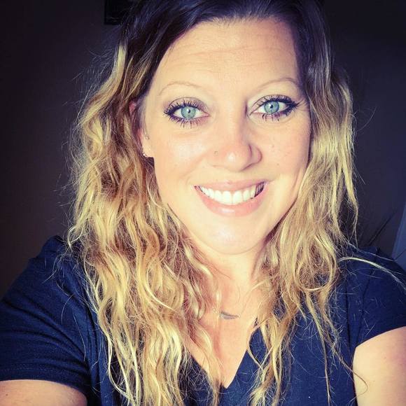 Profile Picture of Carrie Foster (@yankees2906) on Poshmark