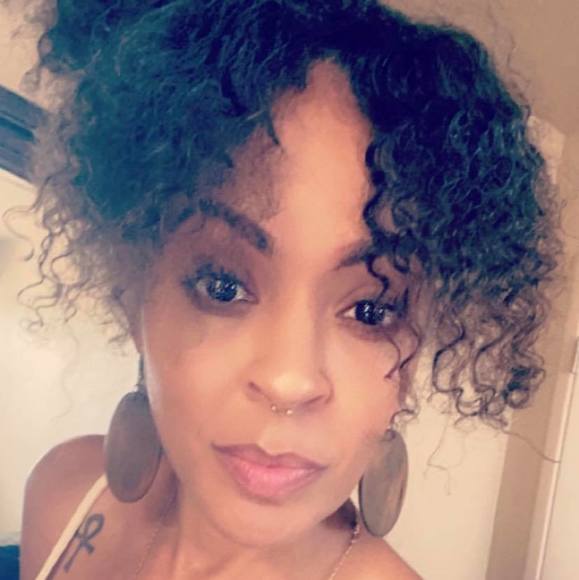 Profile Picture of Kendra Sims brown (@kendra_sb) on Poshmark