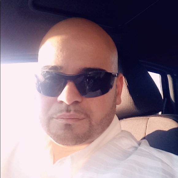 Profile Picture of Raul Corujo (@legacy77777) on Poshmark