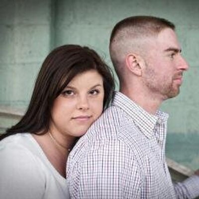 Profile Picture of Nick And Danielle (@NickandDanieL) on Twitter