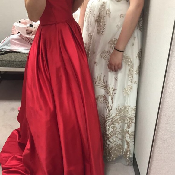 Profile Picture of Mandy Wu (@isuhhh) on Poshmark