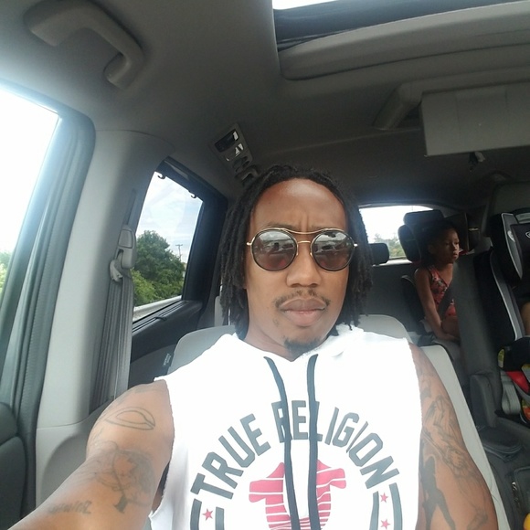 Profile Picture of Aaron Mccowan (@bigheadbrother) on Poshmark