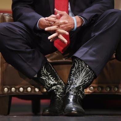 Profile Picture of Silvergirl2016 (@alexandraheuser) on Twitter