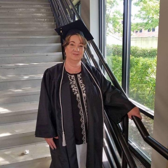 Profile Picture of Cindy Woodall (@cdw777) on Poshmark