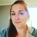 Profile Picture of Jillian Lloyd (@amomsguidetobrightlines) on Instagram