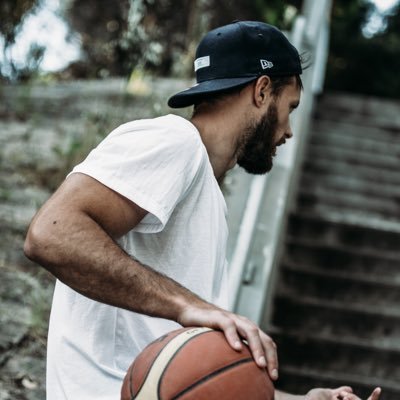 Profile Picture of Mitch Brown (@Mitchbrownie) on Twitter