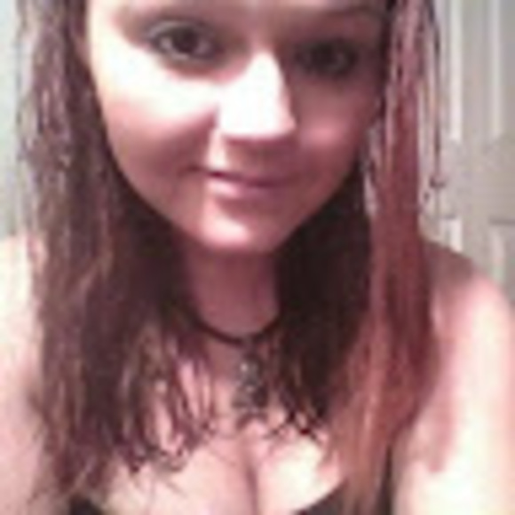 Profile Picture of Meredith Cochran (@shaimlessgf) on Poshmark