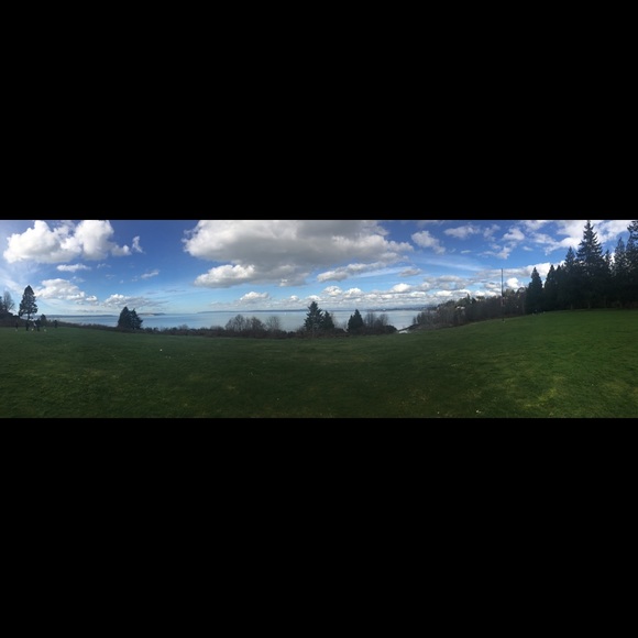 Profile Picture of Alice Hunter (@reremoore) on Poshmark