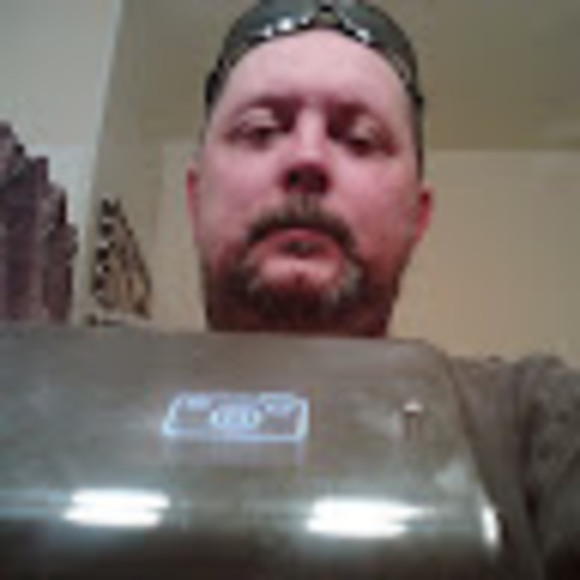 Profile Picture of Richard Hauck (@haukster69) on Poshmark