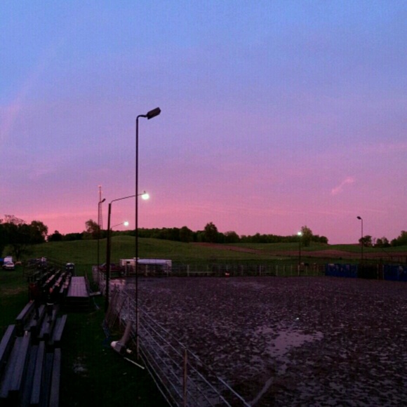 Profile Picture of Whitney Tippmann (@wtippmann) on Poshmark