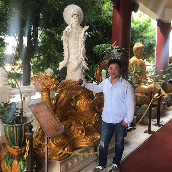 Profile Picture of Ken Wong (@aznlover23) on Poshmark