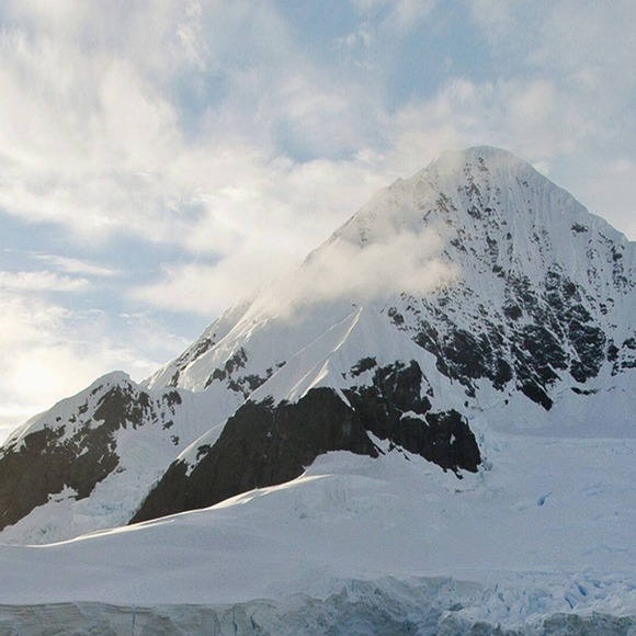 Profile Picture of Zoraida Ortiz (@zoraidaortiz) on Poshmark