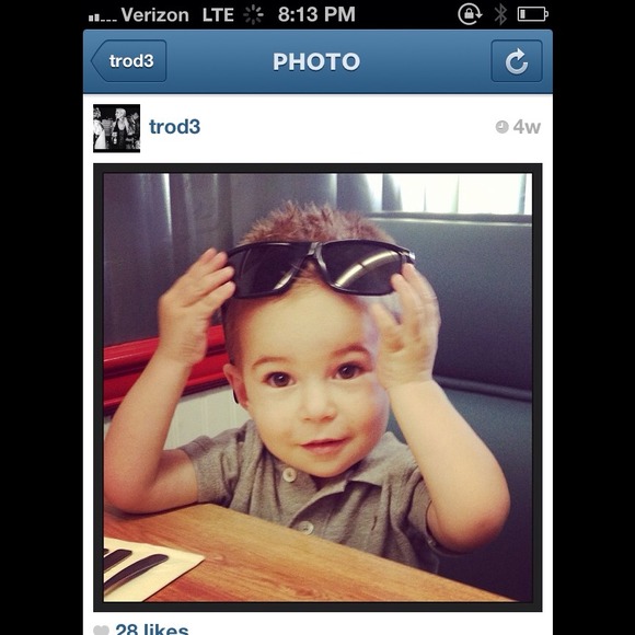 Profile Picture of Sharon Heaston (@mimimimi56) on Poshmark