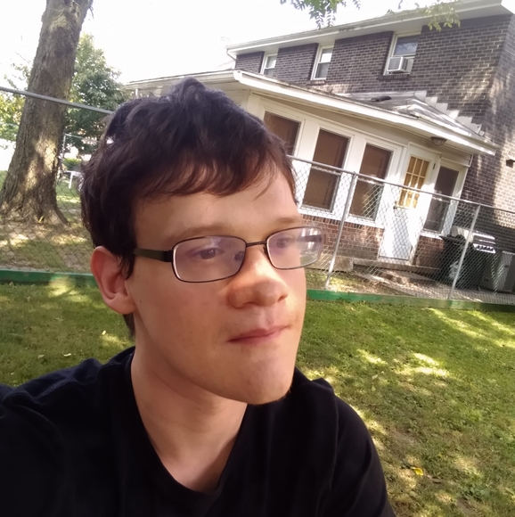 Profile Picture of Wayne Hoskins jr. (@waynehoskins93) on Poshmark