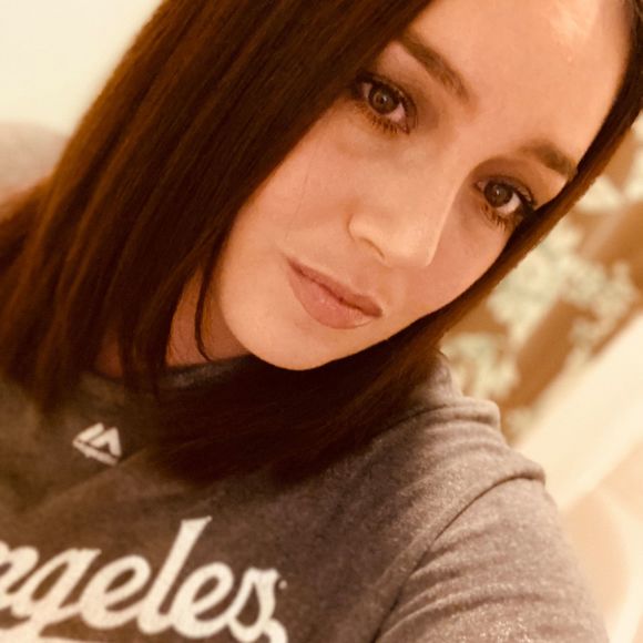 Profile Picture of Victoria Skripko (@vskripko) on Poshmark