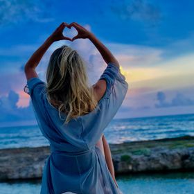 Profile Picture of Holley Wolfe (@holleywolfestyle) on Pinterest