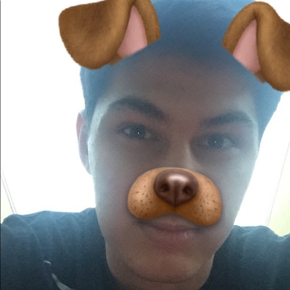 Profile Picture of David Bagirov (@davidbagirov7) on Poshmark