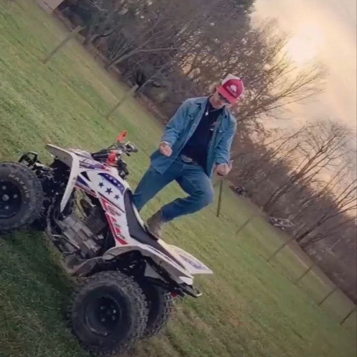 Profile Picture of Aaron Wessel (@awalker2002) on Tiktok