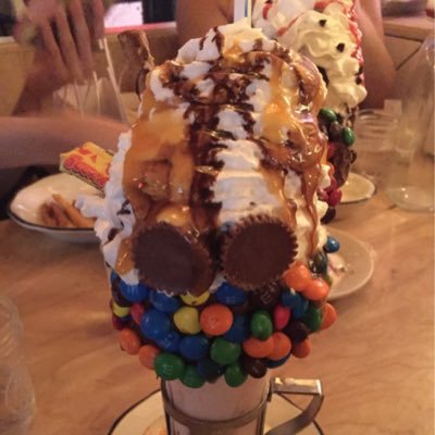 Profile Picture of Claudie Clark (@claudia_clarkie) on Twitter