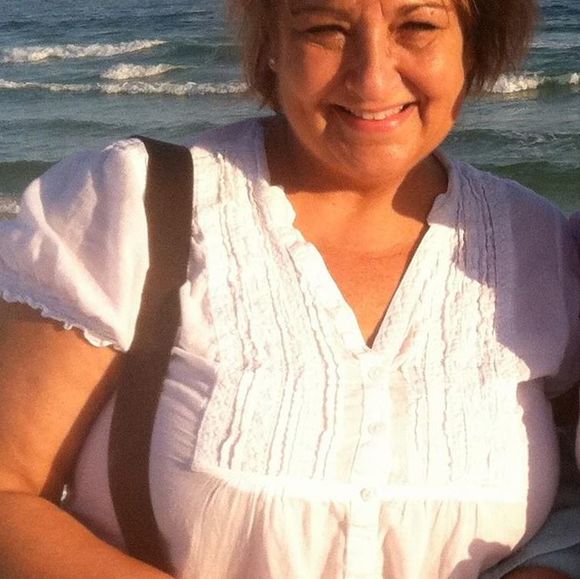 Profile Picture of Kathy Swingle (@ka113) on Poshmark