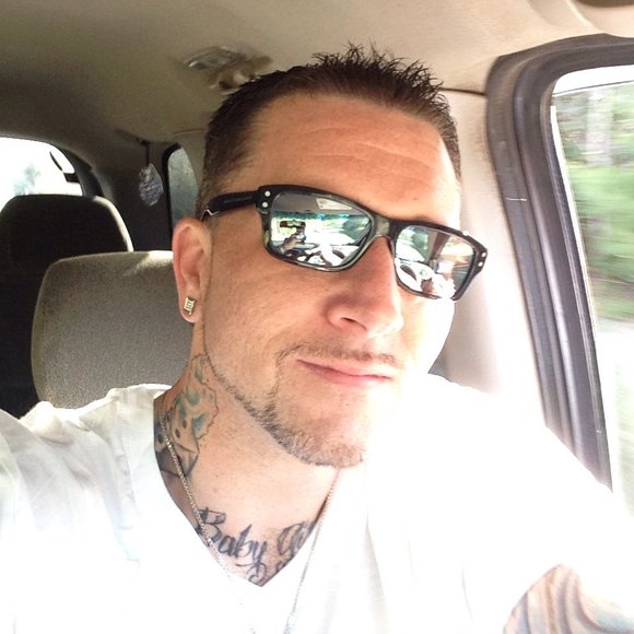 Profile Picture of Todd Potter (@todd_potter) on Poshmark