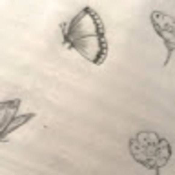 Profile Picture of Belle Matre (@bellealaura) on Poshmark