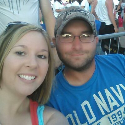 Profile Picture of Amy & James Dickey (@thedickeys01) on Twitter