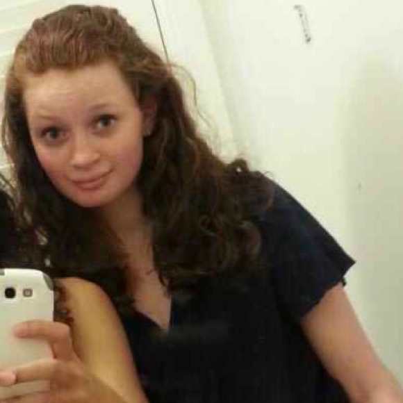 Profile Picture of Jess Gianfortune (@jessieg23) on Poshmark